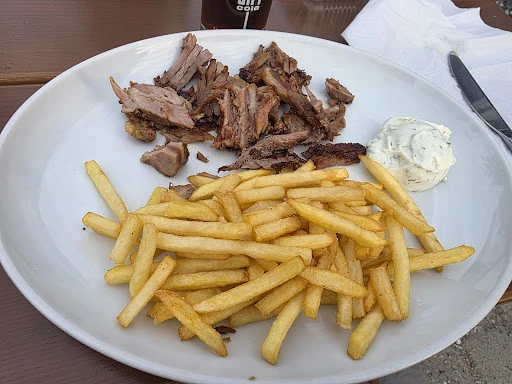 Restaurant “Taverne Lindos”